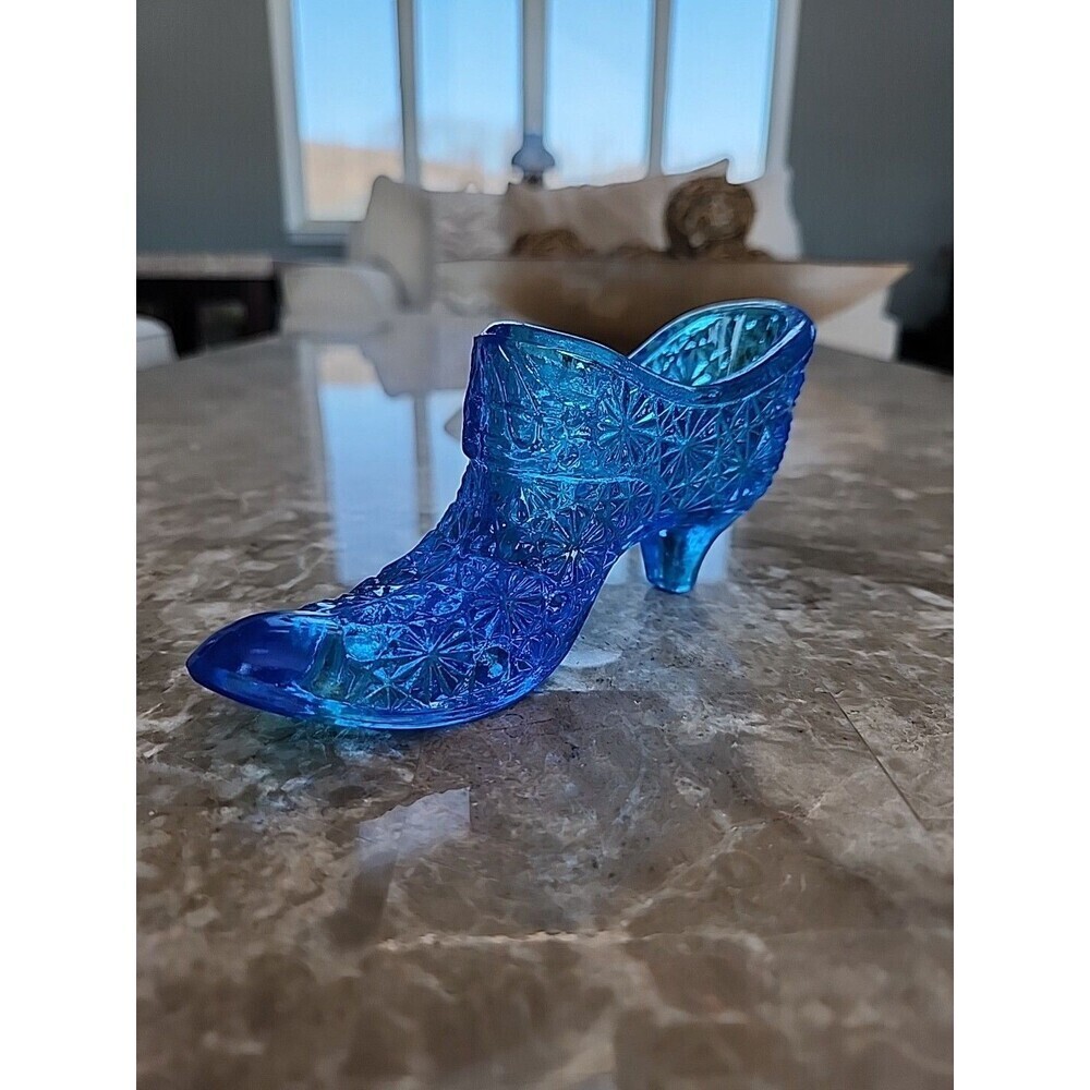 Vintage Blue Daisy & Button Glass Slipper
